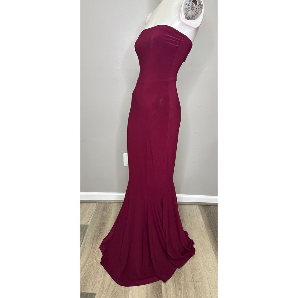 Norma Kamali x REVOLVE Strapless Fishtail Gown In Plum Size XS $375 - Picture 5 of 9